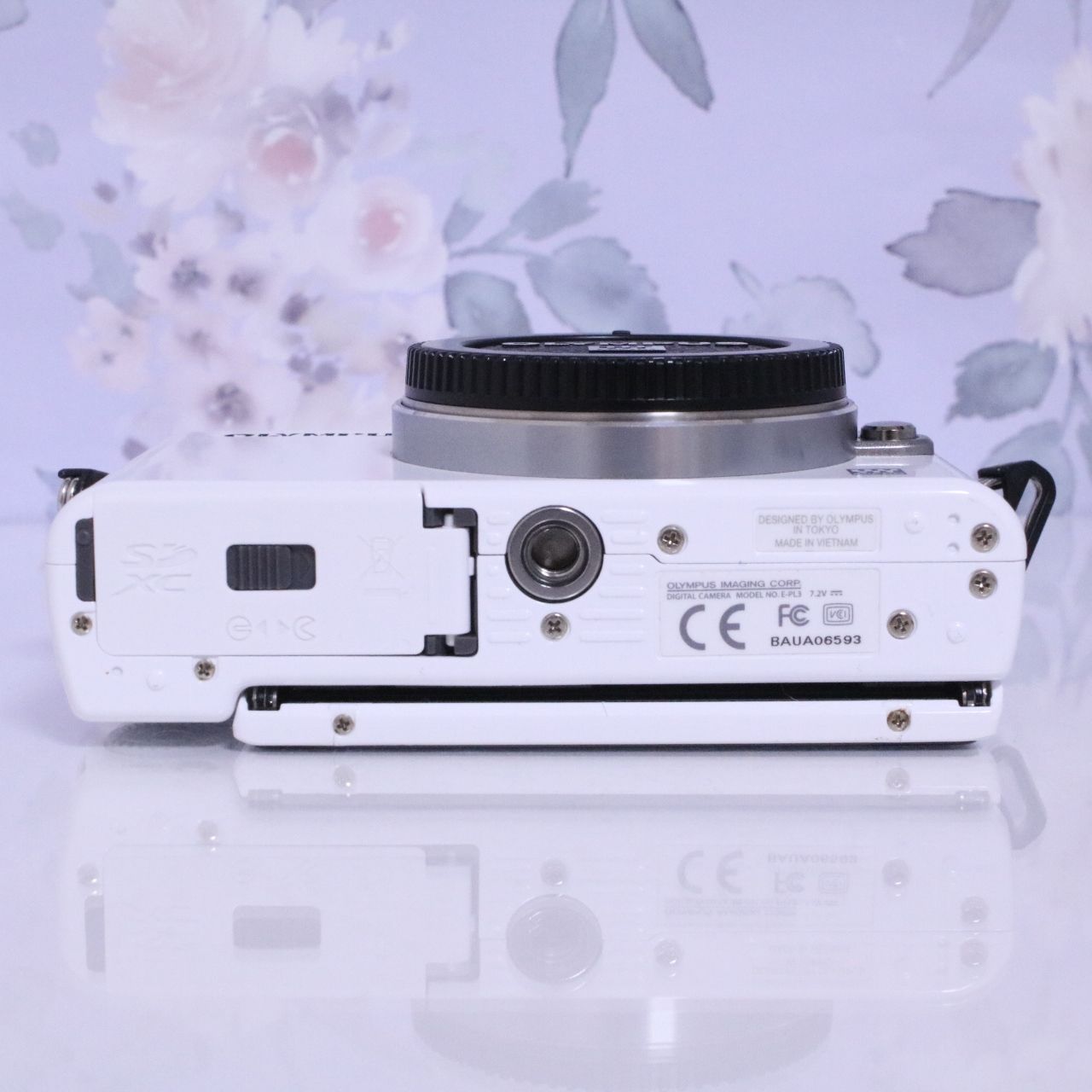 □ 美品 □ ○安心保証 即日発送○美品○E-PL1s レッド