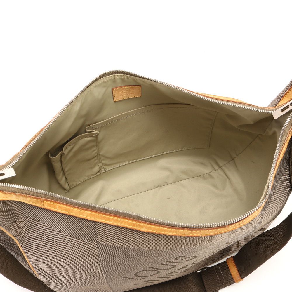 ルイヴィトン ダミエ ジェアン エクスプロラトゥール M93615 レザー