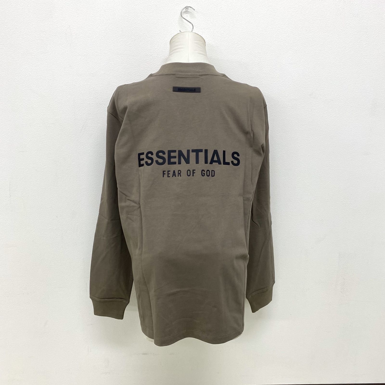 ESSENTIALS エッセンシャルズ FEAR OF GOD ロンTシャツ TAUPE