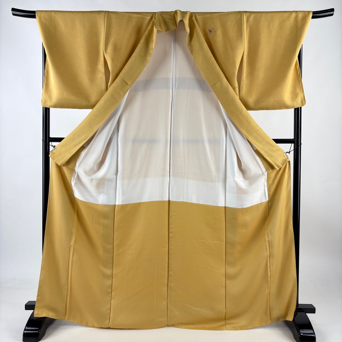 付下げ 身丈168.5cm 裄丈69.5cm 正絹 名品 【中古】 付下げ 身丈158.5cm 裄丈62.5cm 正絹 名品 【中古】