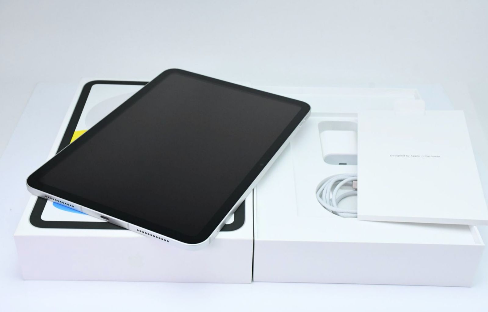 【美品】付属品完備＊SIMフリー iPad 第10世代 256GB シルバー