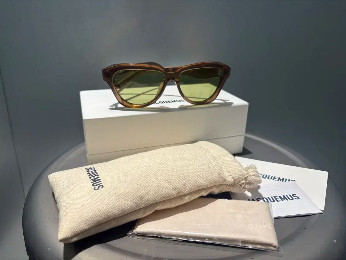 新品 JACQUEMUS Jacquemus（ジャックムス) サングラス/ ジェニー