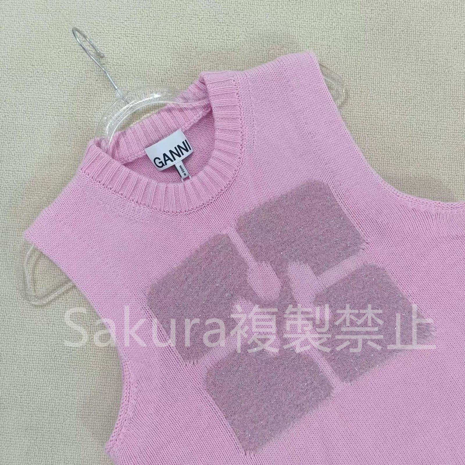 新品未使用】Ganniガニー PINK GRAPHIC WOOL MIX VEST レディース 