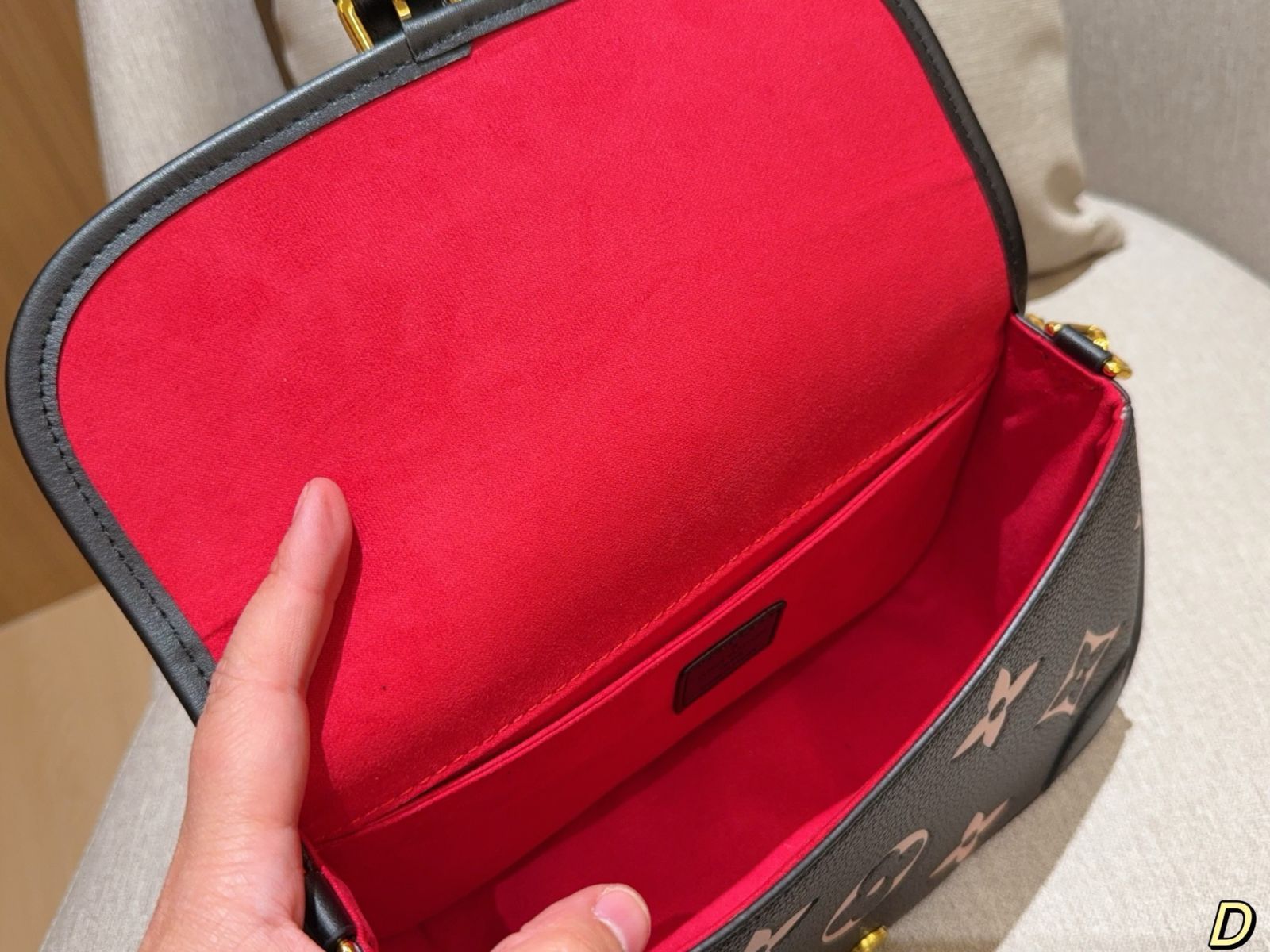 極美品　レア物！ポーチ付きルイヴィトン　ヘアキューブ3点セット LOUIS VUITTON ルイヴィトン トゥルース・コスメティック 小物
