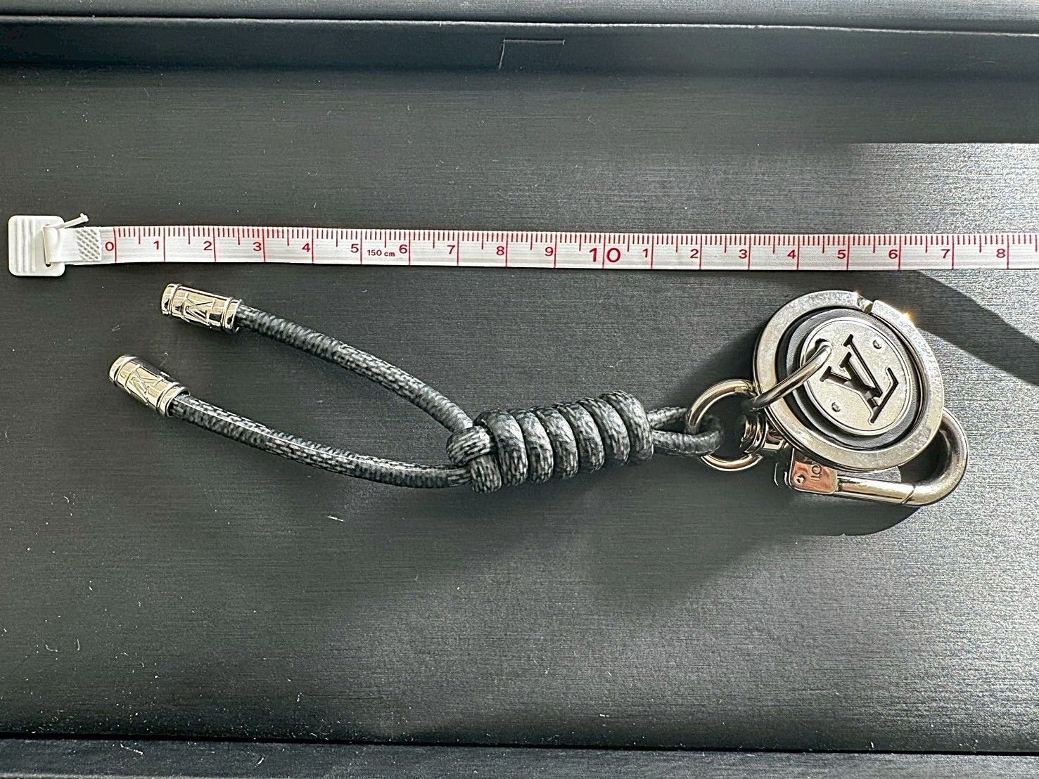 Vuitton ヴィトン