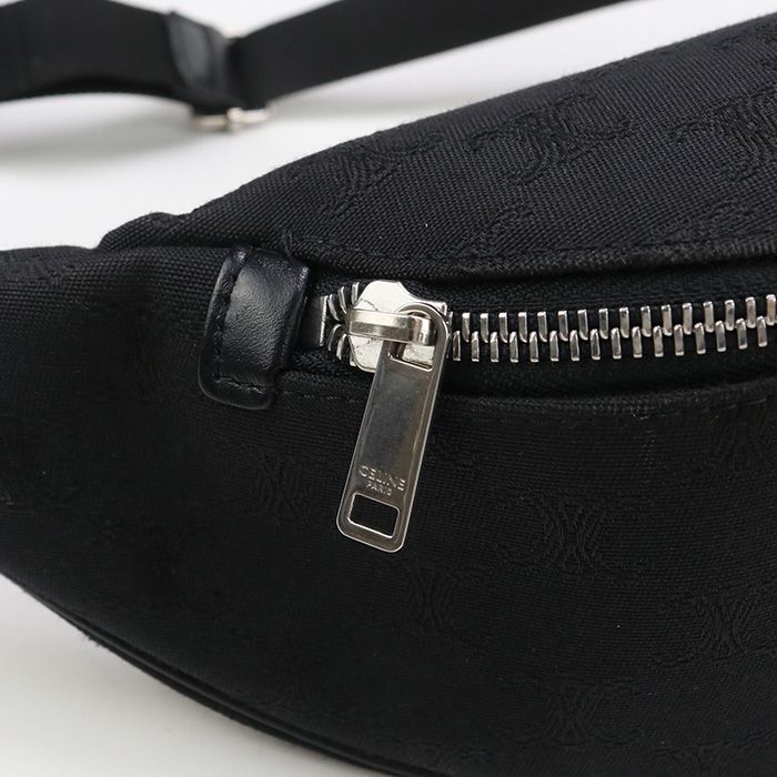 極美品　CELINE セリーヌ ボディバッグ トリオンフジャガード CELINE セリーヌ ベルトバッグ トリオンフ ジャガード ボディ