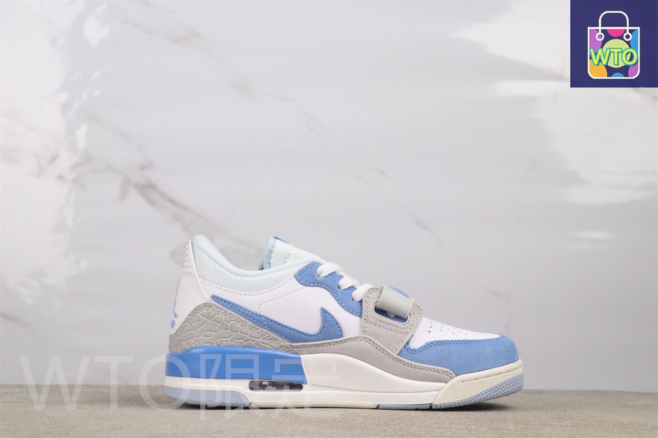 今日 エアジョーダン レガシー 312 ローカット CD7069-141 ホワイトブルー