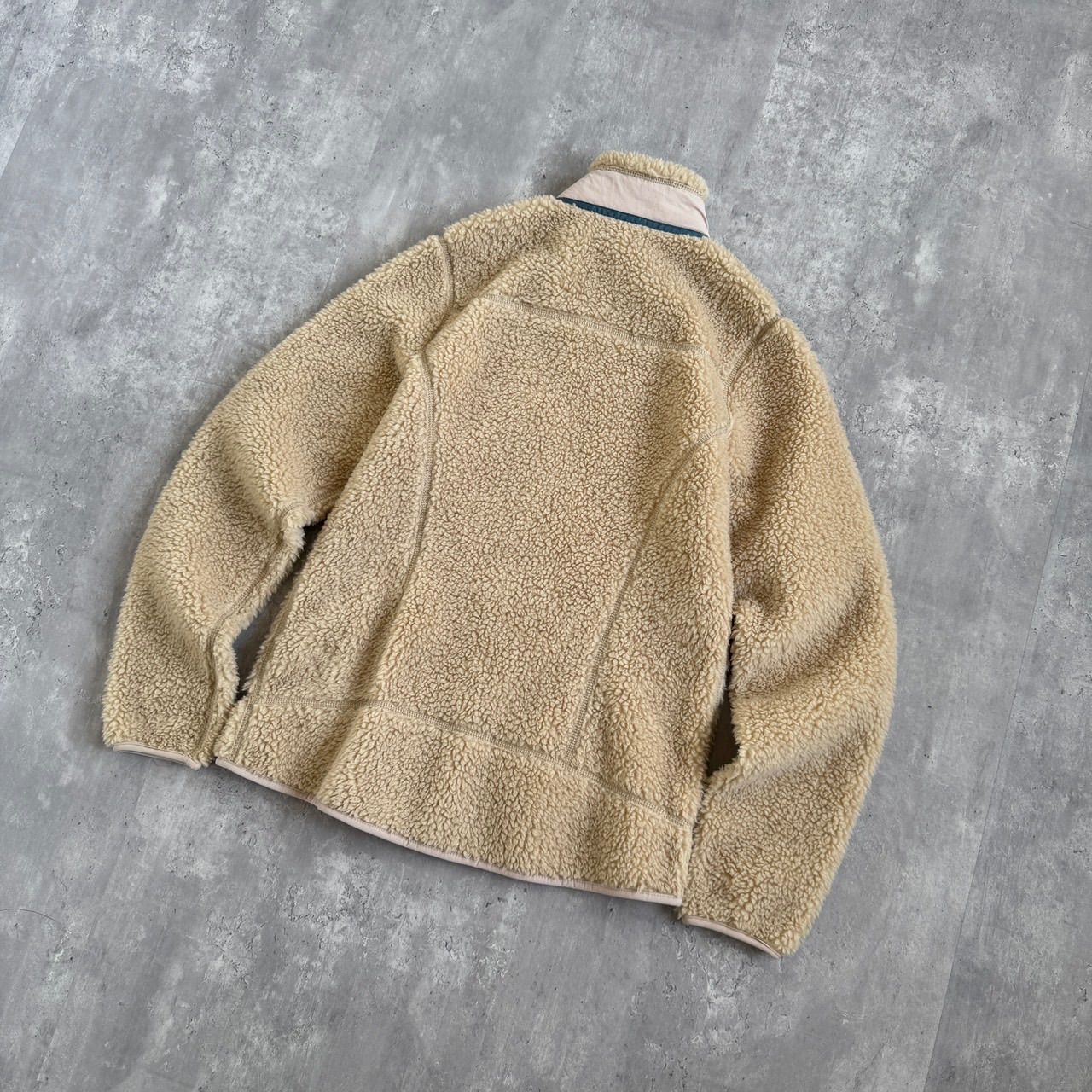 フリースジャケット