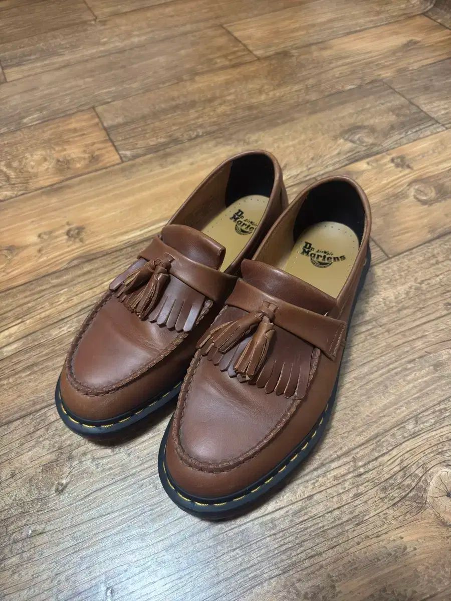 DR. MARTENS ドクターマーチン エイドリアン タスルーパー