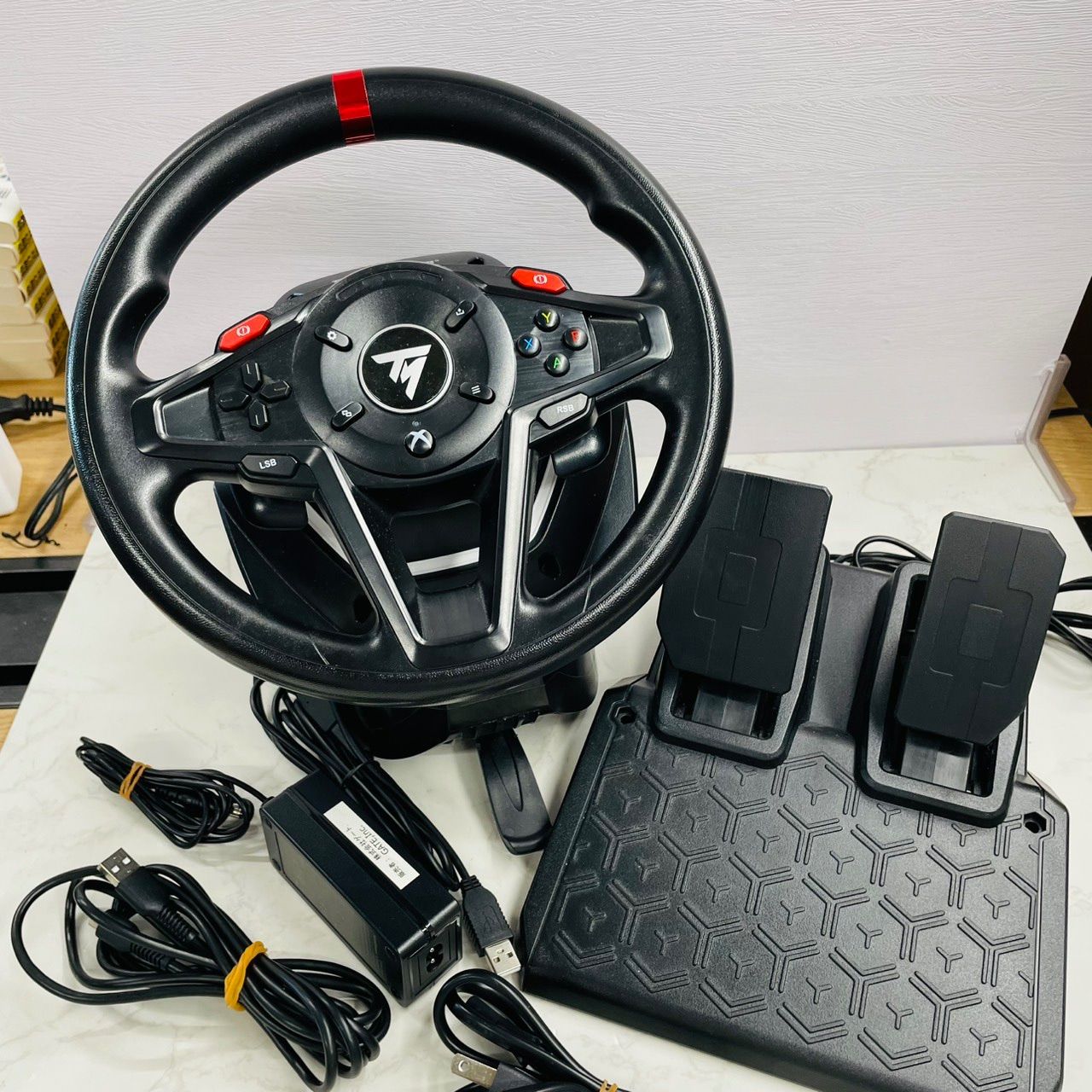 Thrustmaster スラストマスター ハンコン T128 ハンドルコントローラー WW5574