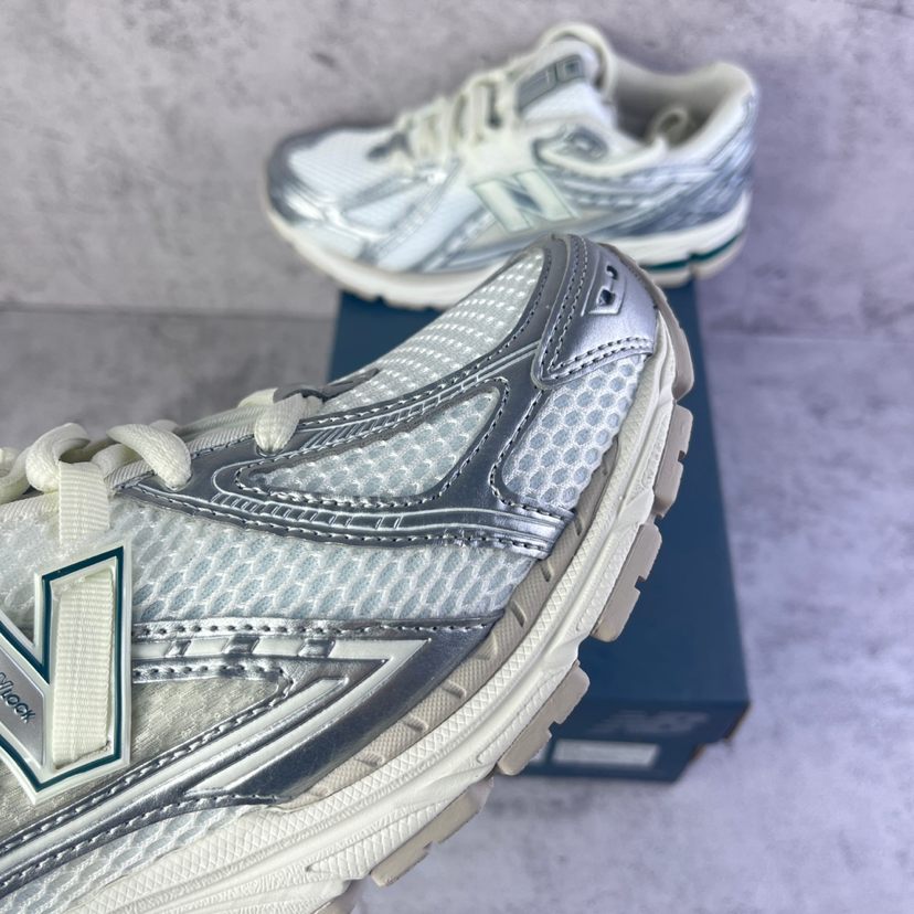 新品 限定価格NEW BALANCE ニューバランス M1906REE（New Balance M1906REE ニューバランス）男女兼着