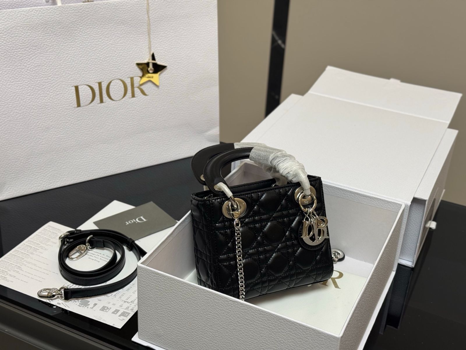 超希少 美品【Dior ディオール】トロッター レディース ベルト ネイビー75 今日特価】Dior Lady Dior Bag ディオール レディー ディオール