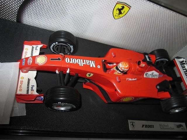 ホットウィール　F2001 ミハエル・シューマッハ HOT WHEEL フェラーリ F1 ミハエル シューマッハ HotWheels 1:18