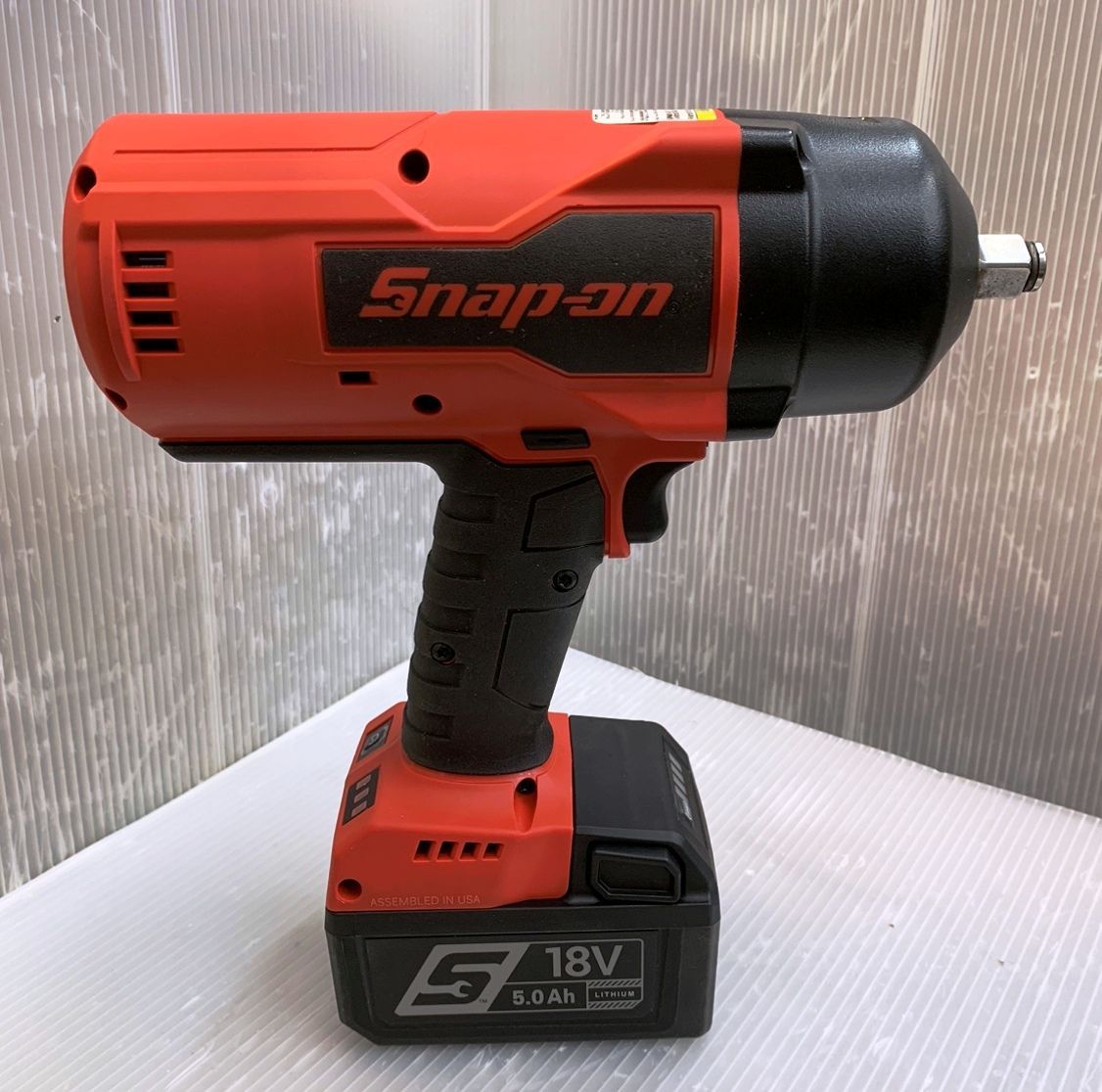 Snap-on 電動インパクトドライバー 18V バッテリー付きジャンク Snap-on 電動インパクトドライバー 18V バッテリー付きジャンク