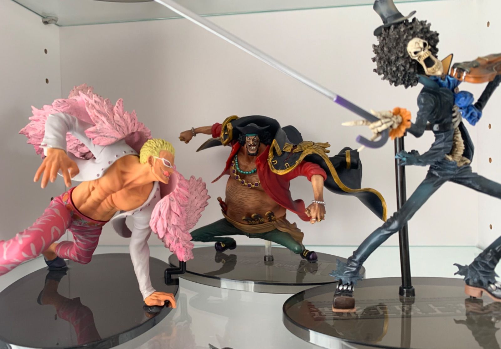 ワンピース　ドフラミンゴ　黒ひげ　造形王　フィギュア 3体セット割】ワンピース 造形王 黒ひげ ブルック ドフラミンゴ