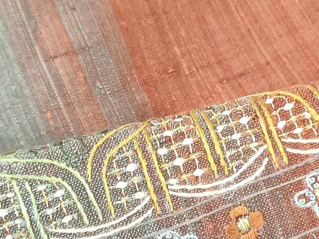 平和屋着物●中国三大刺繍　スワトウ刺繍　汕頭刺繍　相良刺繍　総刺繍　九寸名古屋帯　紬地　幾何学花文　金糸　正絹　逸品　DAAV9010ob 平和屋着物○中国三大刺繍 スワトウ刺繍 汕頭刺繍 相良刺繍 総刺繍 九