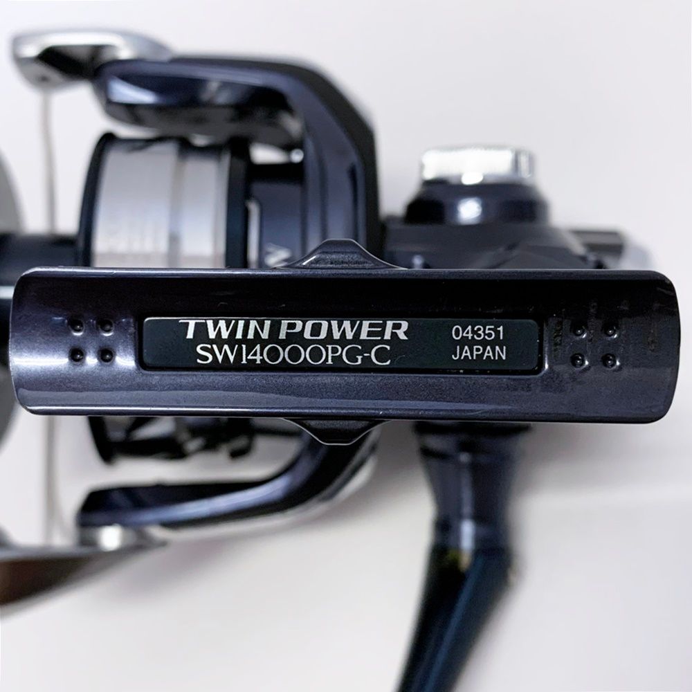 スピニングリール