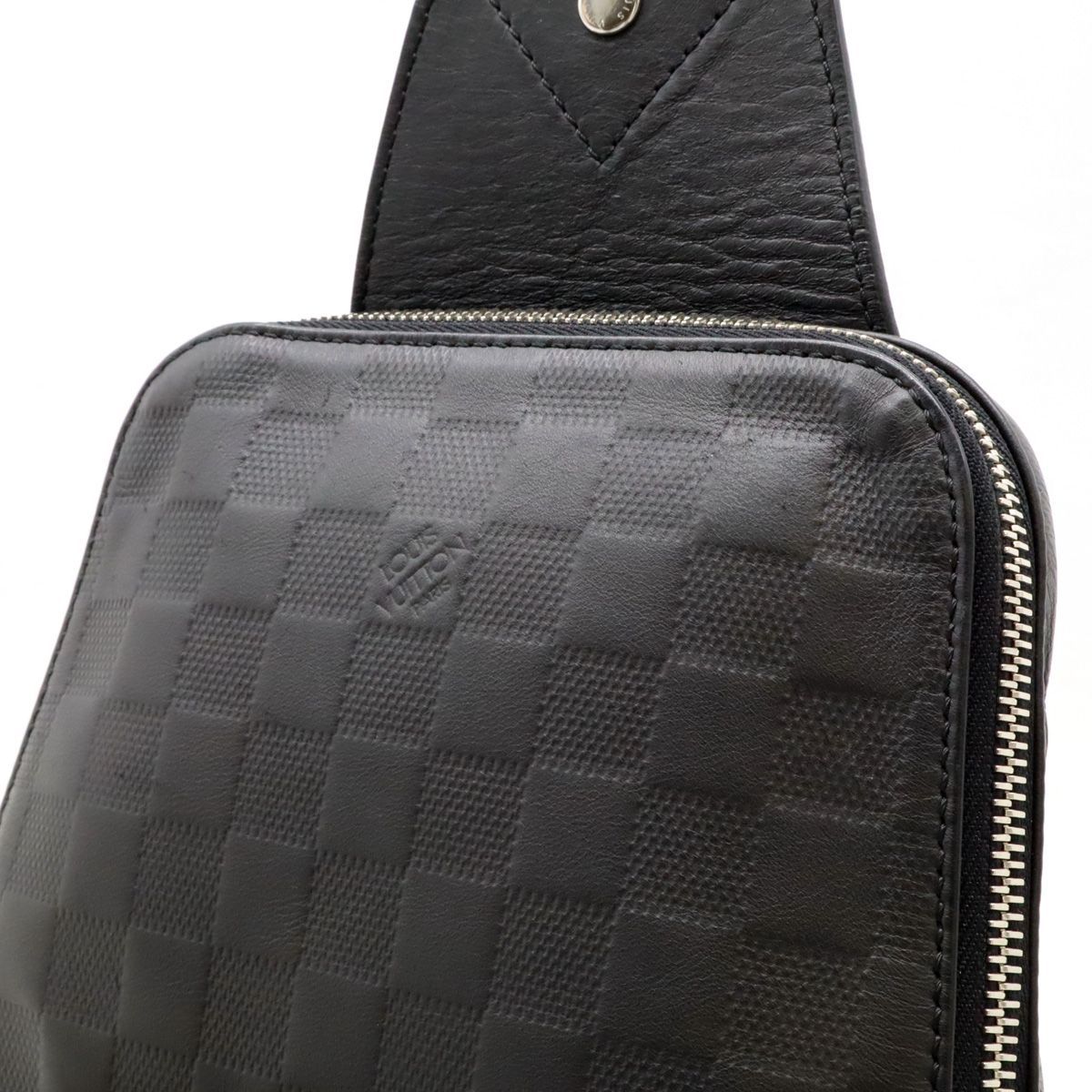 VUITTON