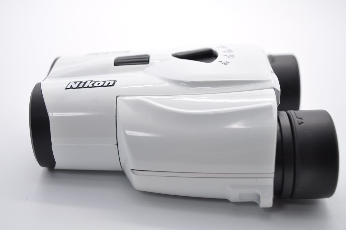 ニコン Nikon Sportstar Zoom ZOOM 8-24X25(ホワイト
