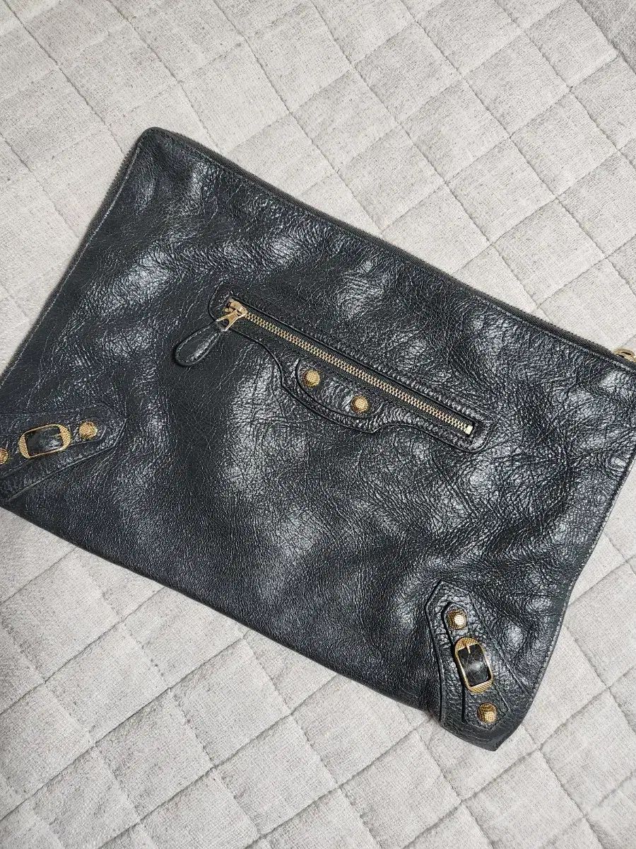 BALENCIAGA バレンシアガ クラッチ