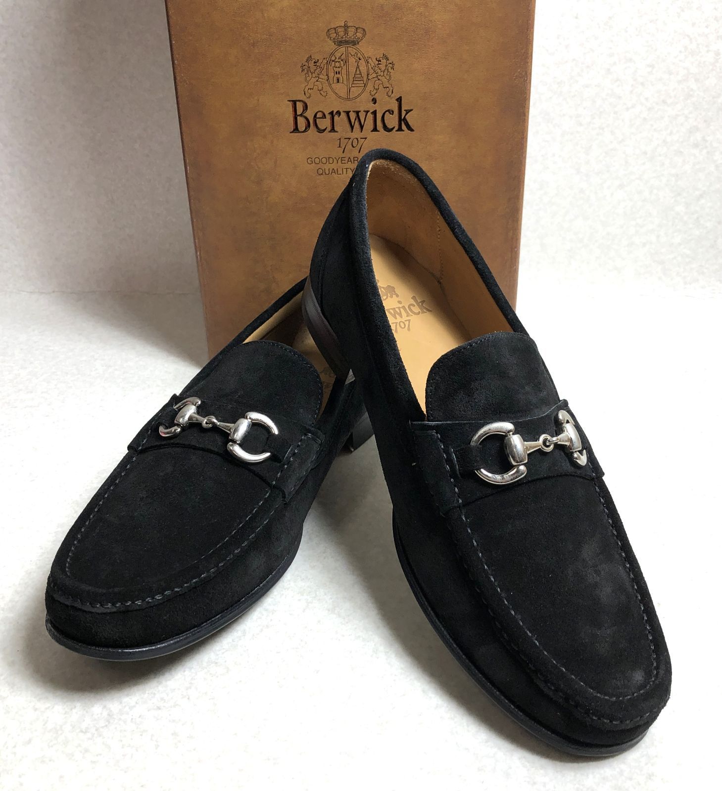 DH433】Berwick バーウィック スエード ビットローファー ブラック 