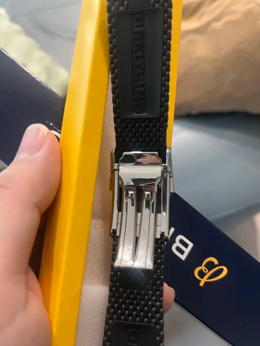 BREITLING イエローレザー腕時計ストラップ 22-20mm BREITLING イエローレザー腕時計ストラップ 22-20mm BKUANE