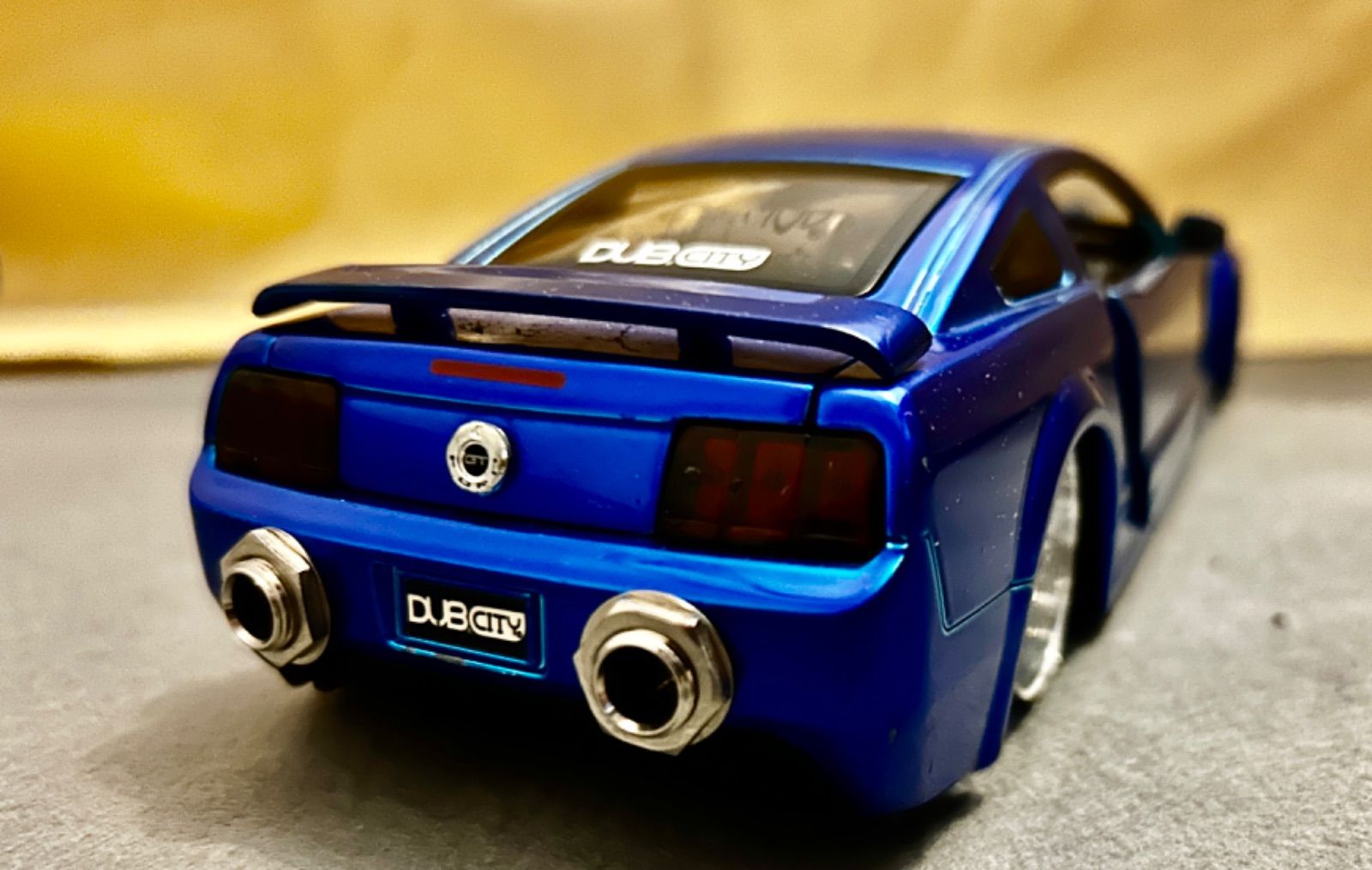 V8 FUZZ 2006 MUSTANG GT - メルカリ