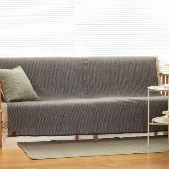 KLIPPAN (クリッパン) | リサイクルメリノウールスロー ヴァレー (グレー）130x180cm ブランケット 送料無料