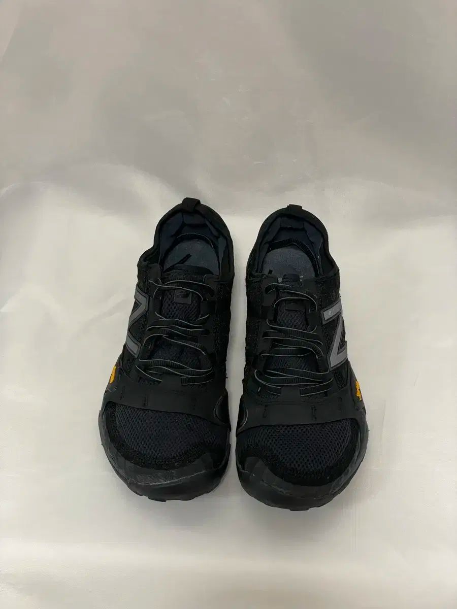 D O Tech ニューバランス MT10 V1 ブラック 265 -ビブラムソール
