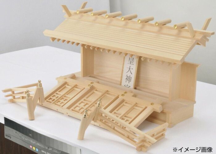 低床通し屋根三社月読