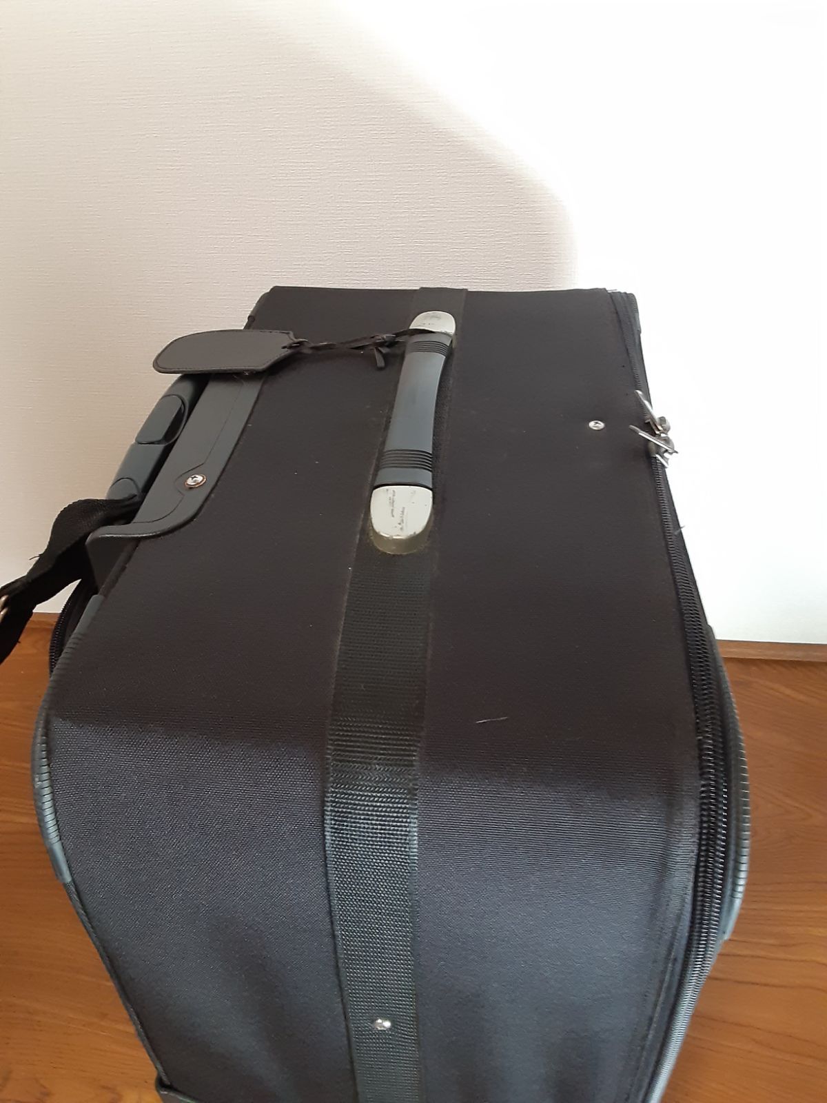 キャスター付き キャリーバック❖