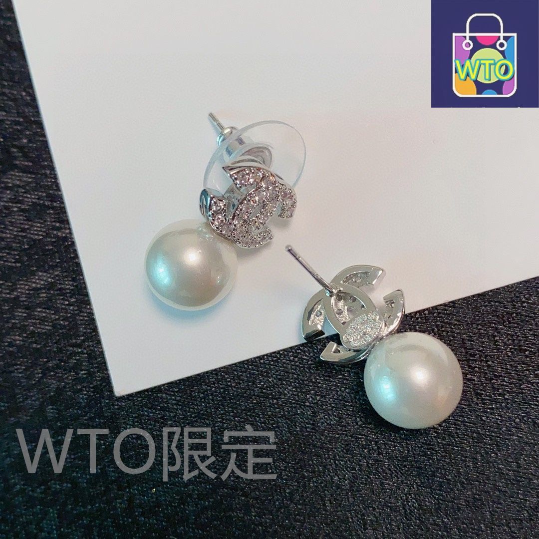 CHANEL ダブルCロゴ パール CCロゴ ダブルCロゴ ブローチ パール・シルバー 4cm*5.5cm