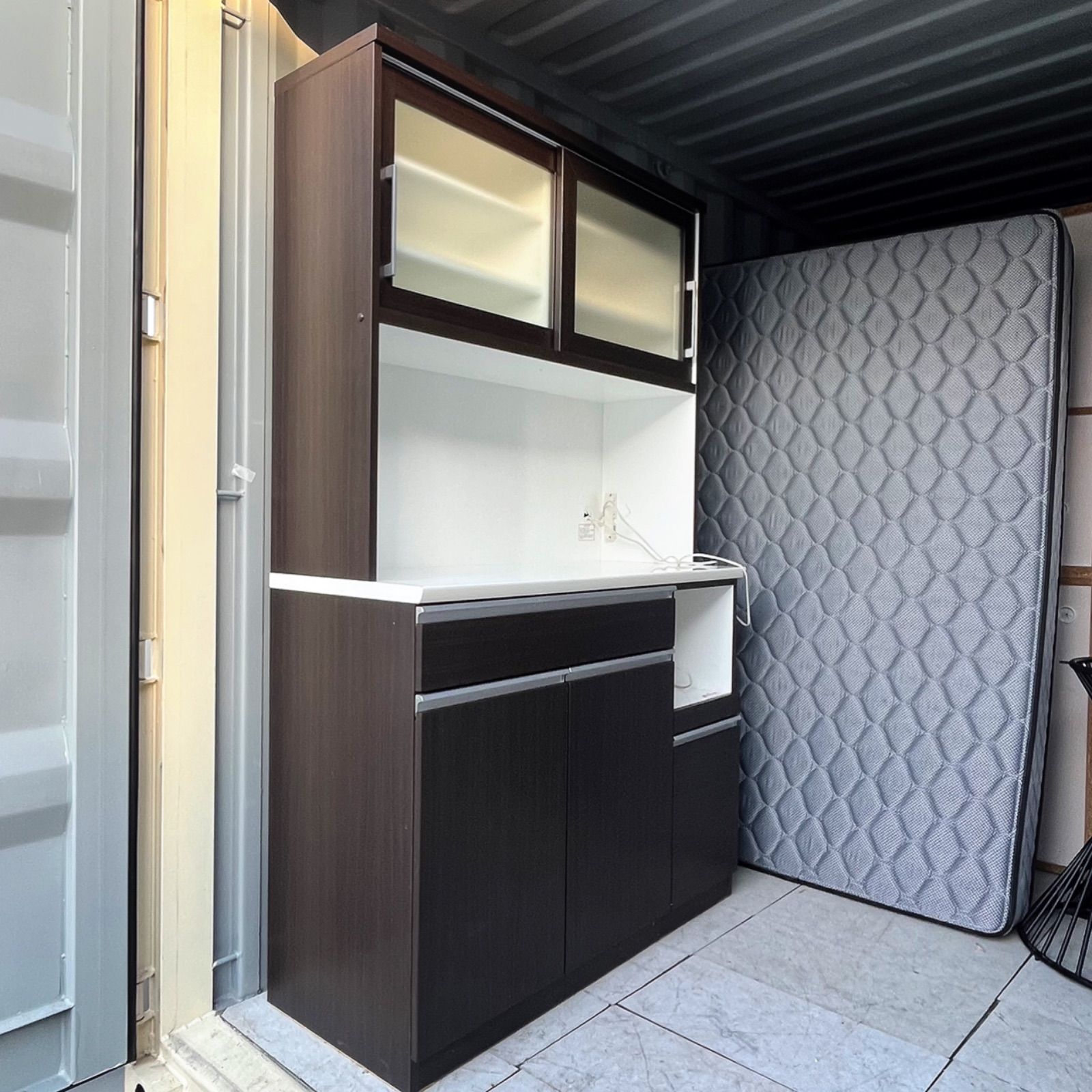 ニトリ 食器棚 木目調ダークブラウン