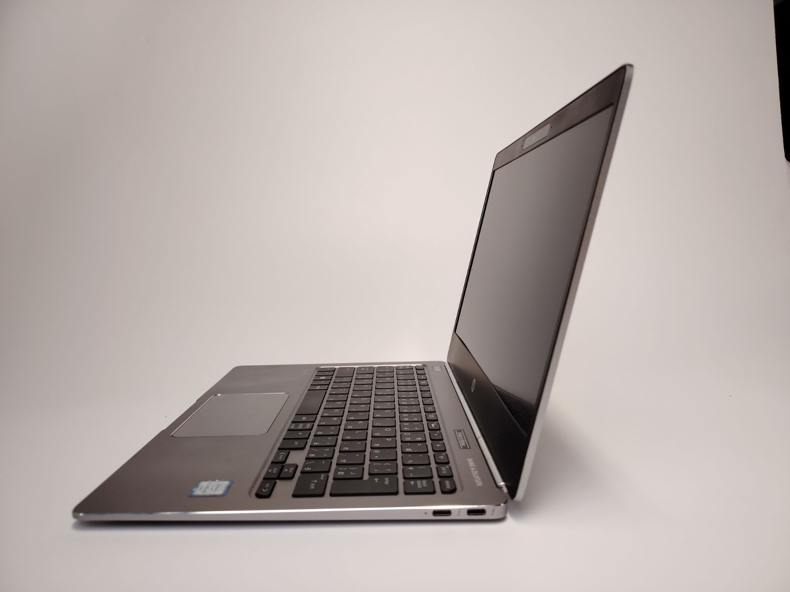 初心者OK！すぐに使えます！最新Windows11搭載ノートパソコン F7