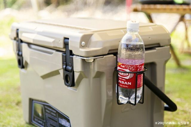 アイスランドクーラーボックス 45QT（42.6L） アーミーカモ 驚異