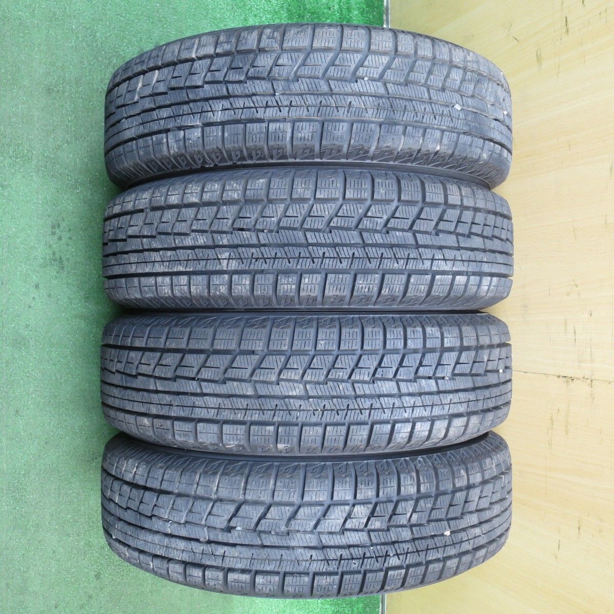 バリ溝！21年！9.5分☆スタッドレス 155/65R13 ヨコハマ アイスガード 