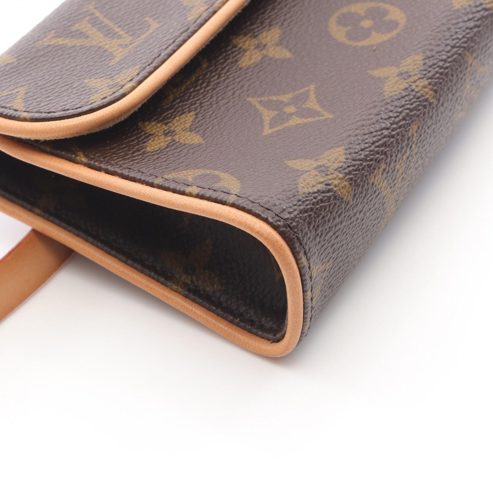 VUITTON ウエストバッグ