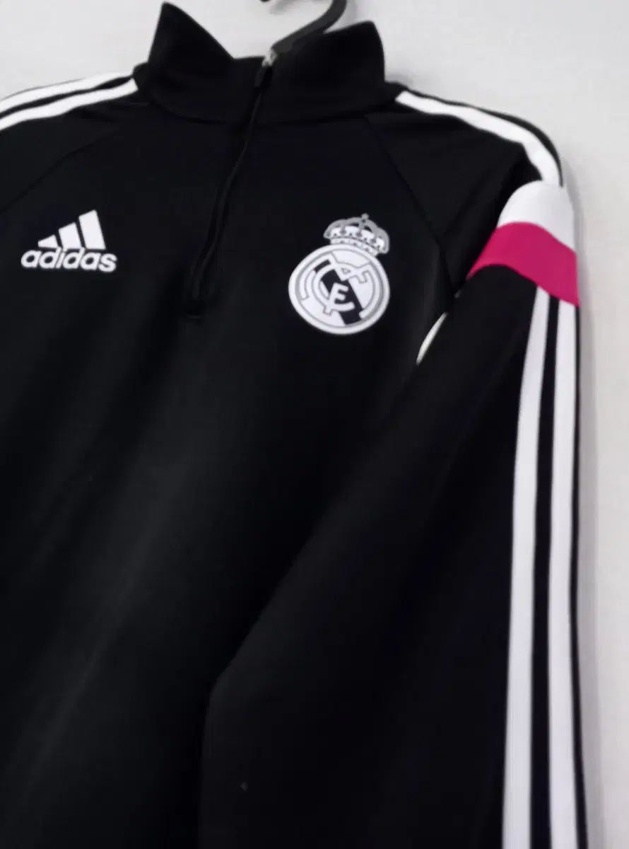 レアル・マドリード 長袖 ハーフジップ トレーニングウェア レアル