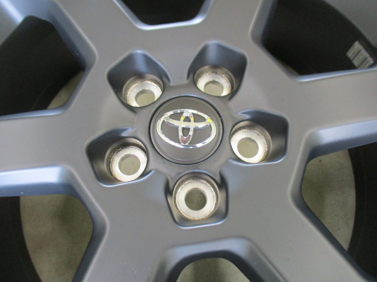 トヨタ RAV4 アドベンチャー オフロード パッケージ2 マットブラック