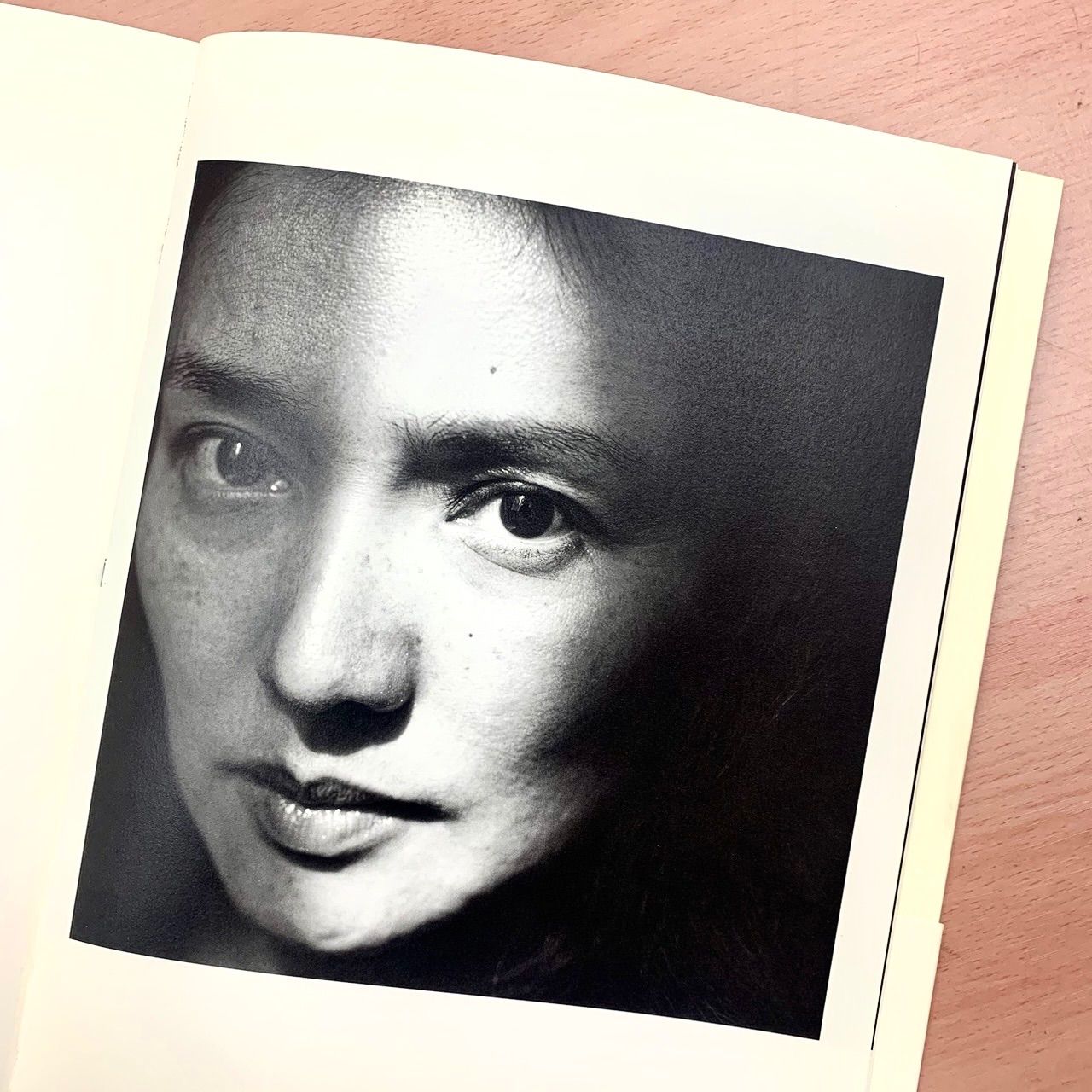 アート・デザイン・音楽 Aki Mizusawa : 1975-1995 Photography アート・デザイン・音楽 Aki Mizusawa : 1975-1995 Photography