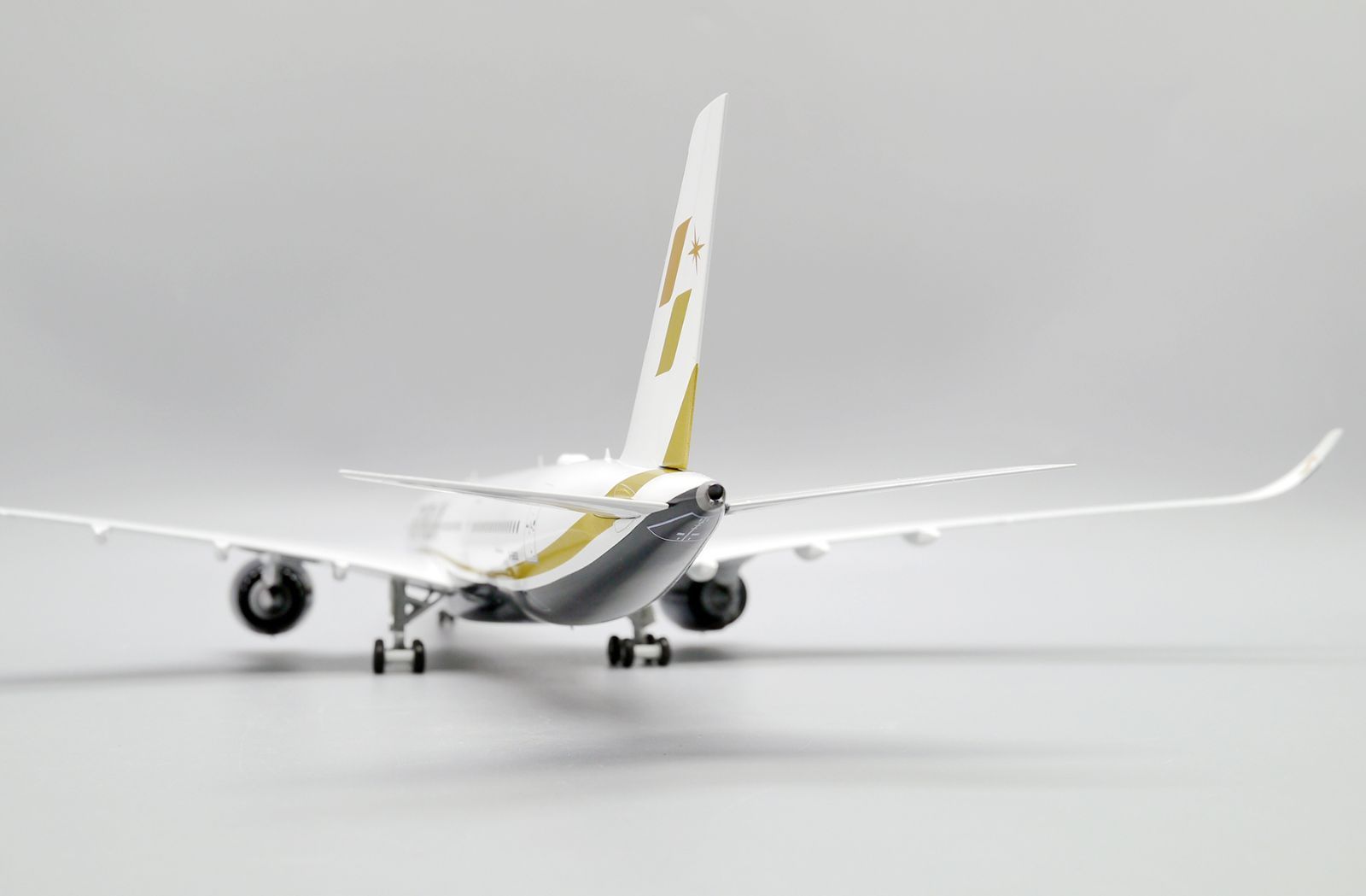 A350-900
