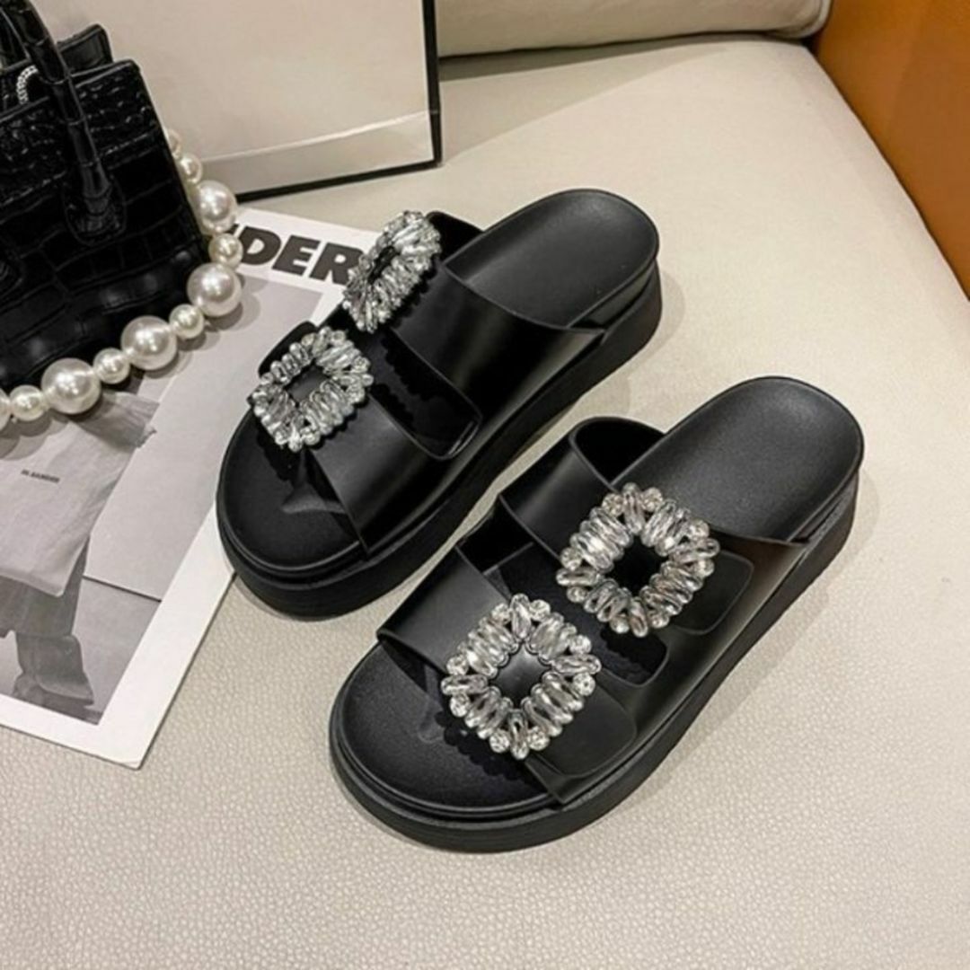 ビジュー付きブラックサンダル OCEANICA （オセアニカ）ビジュー付き