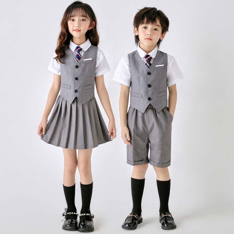 フォーマル スーツ スカート 女の子 男の子 入学スーツ 半袖 春夏 七五三 入園スーツ 子供スーツ 制服 子供服 5点セット ベスト ハーフパンツ 卒業式 無地 シンプル お受験 ネク ggfc 559