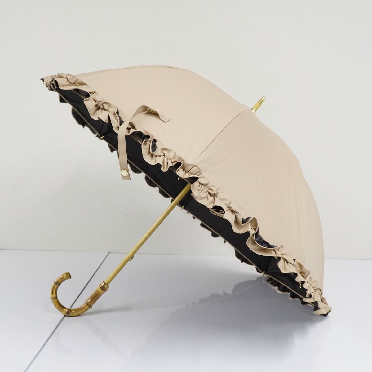 完全遮光日傘 untule アントゥーレ USED美品 ベージュ フリル