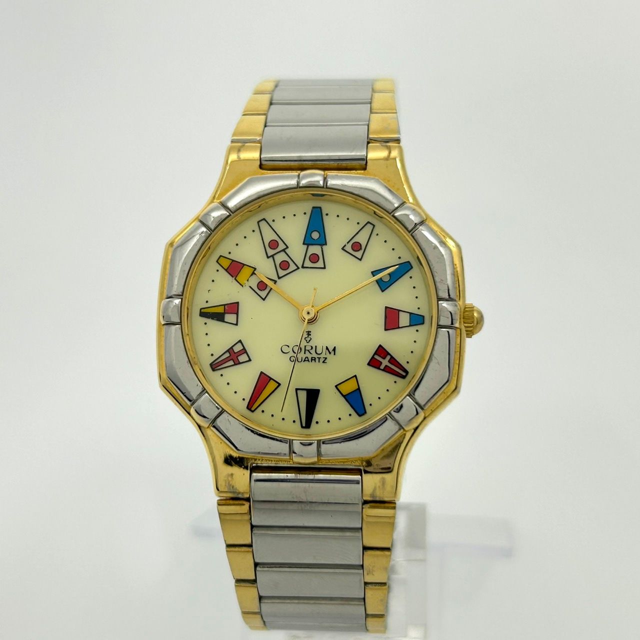 電池交換済 CORUM コルム アドミラルズカップ 腕時計 メンズ レディース クオーツ 国際信号旗 イエロー文字盤 ゴールド シルバー コンビ ヴィンテージ アンティーク クラシック スイス製 ユニセックス エレガント G2