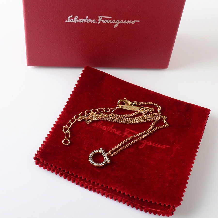 M27954 新品同様 Salvatore Ferragamo サルヴァトーレ