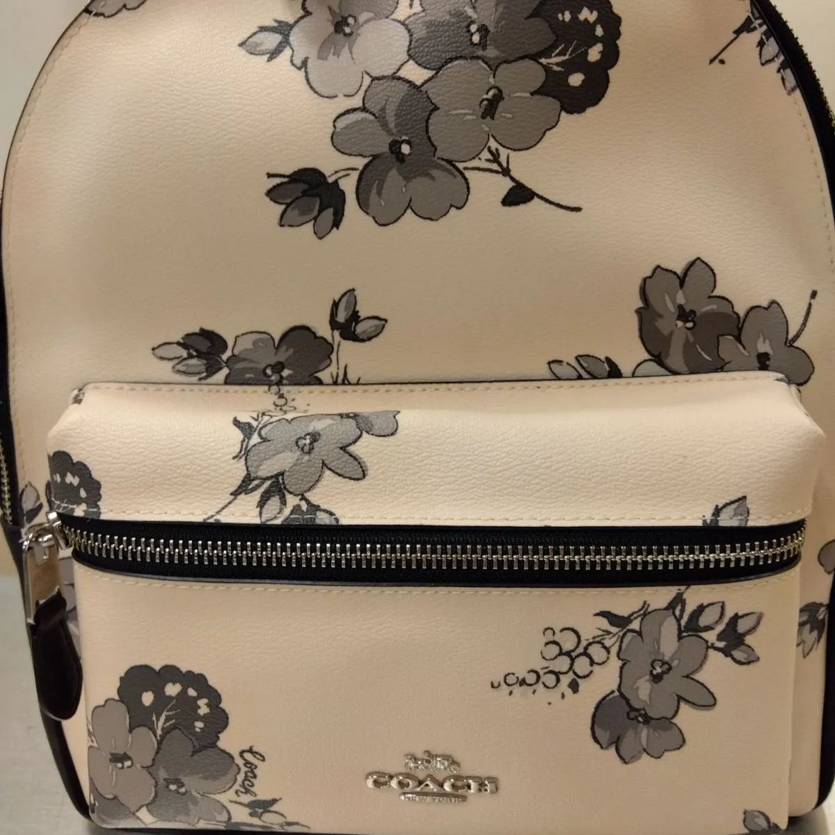 M20 コーチ coach COACH 花柄リュック フラワーリュック オフホワイト