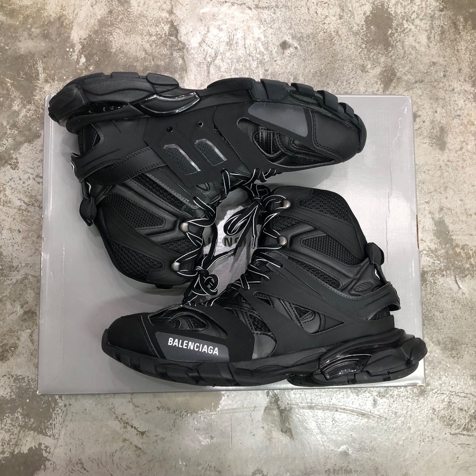 BALENCIAGA TRACK HIKE FADED 654867 トラックハイク スニーカー 