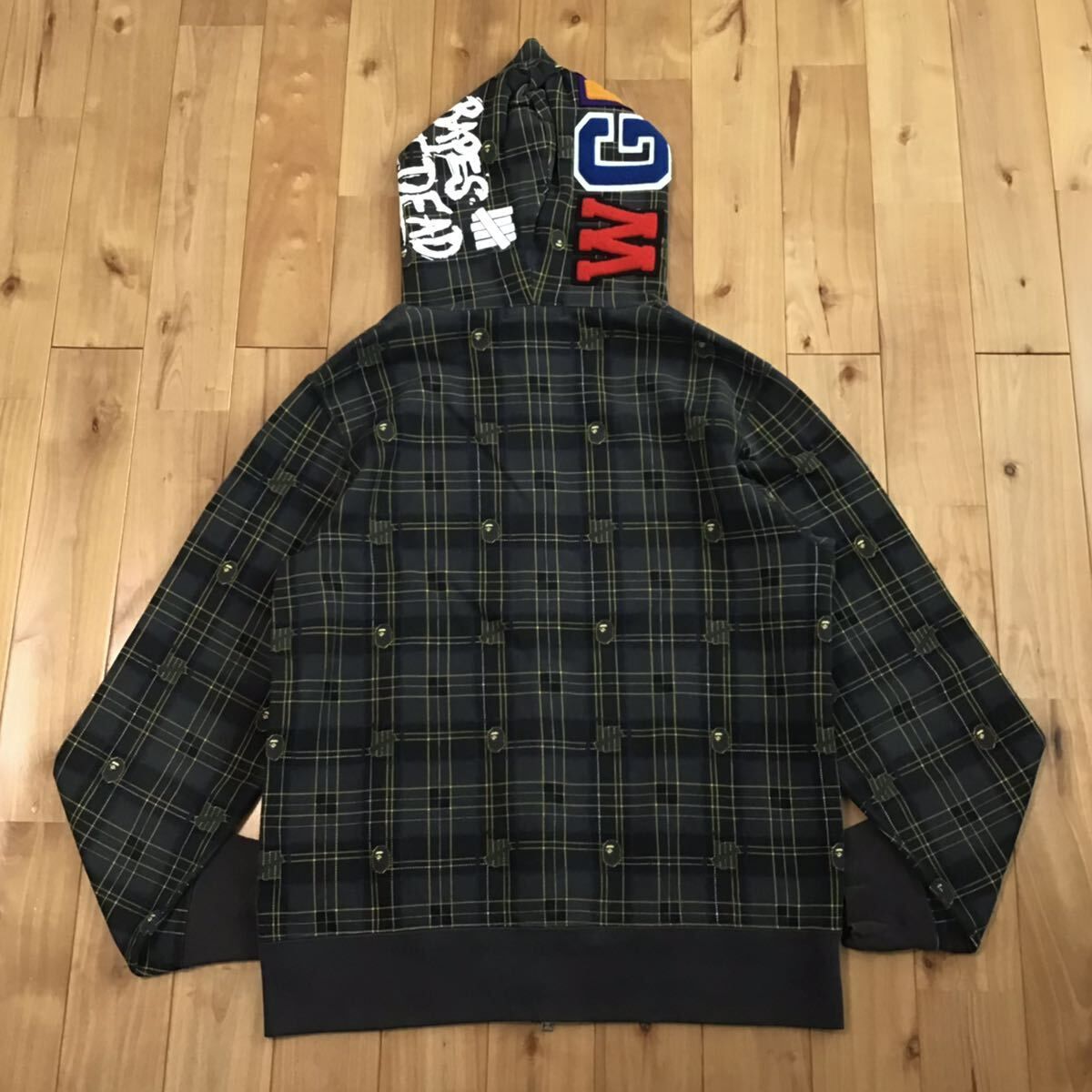 Undefeated × BAPE シャーク パーカー Lサイズ check shark full zip 