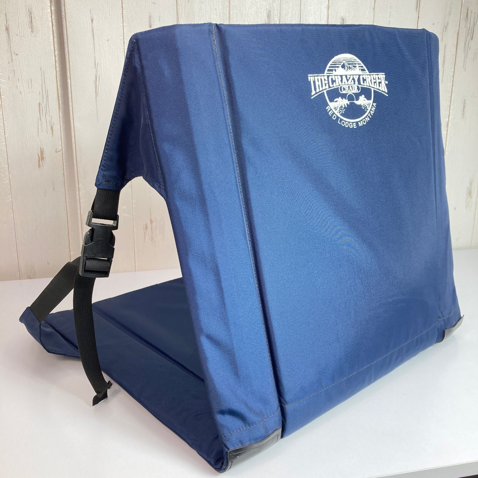 【OneSize ネイビー系】 1980s Crazy Creek ( クレイジークリーク ) ザ・チェア The Chair 生産終了モデル 入手困難 旧タグ グラウンドチェア 座椅子 キャンピングギア キャン OneSize ネイビー系】 1980s Crazy Creek ( クレイジークリーク